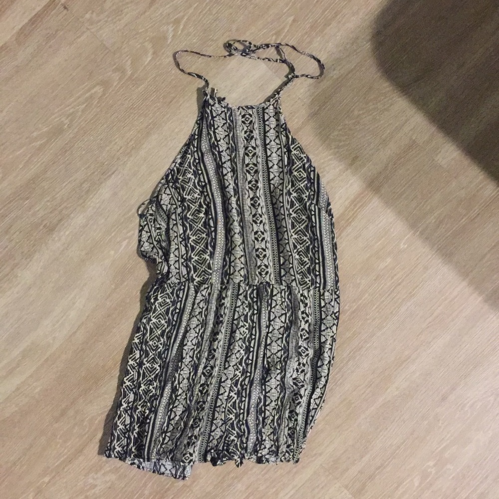 Romper - Picture 3 of 3